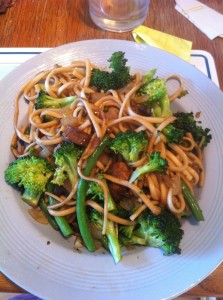 Sweet ginger and chilli veg with rice noodles made with soba noodles by @petehindle on Twitter