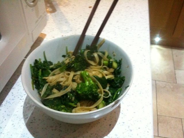 Broccoli, Spinach and Soy Sauce Noodles