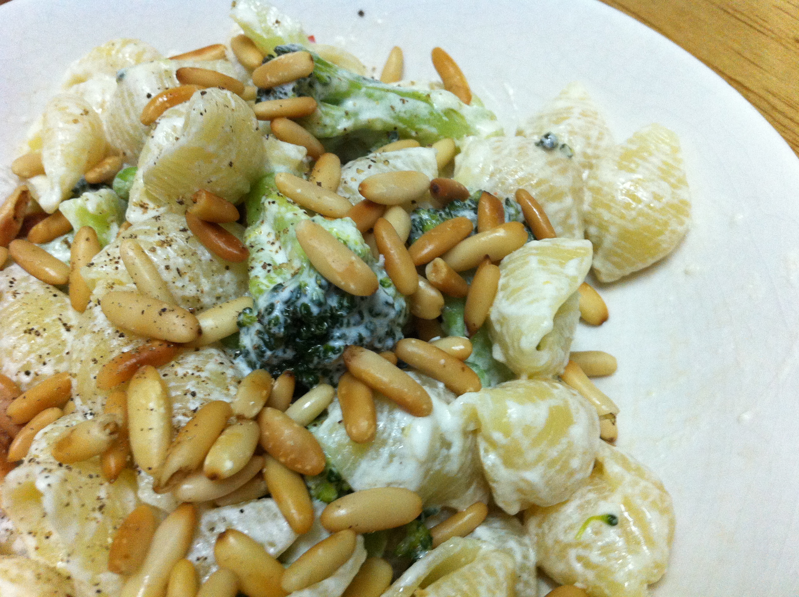 Broccoli, chilli and yoghurt pasta. With pine nuts.